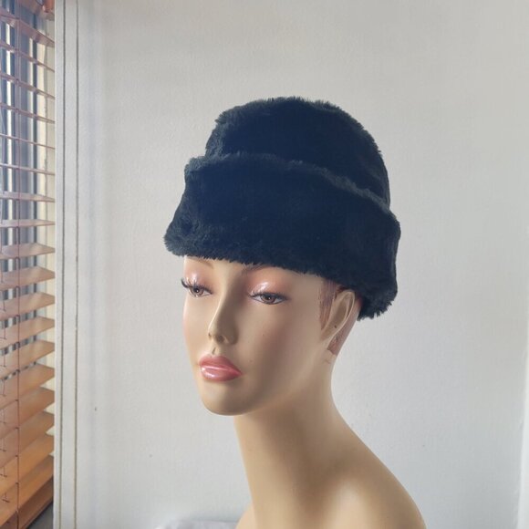 VINTAGE Black Russian Style Cossack Faux Fur with Neck Ear Flaps Hat (Size: S)